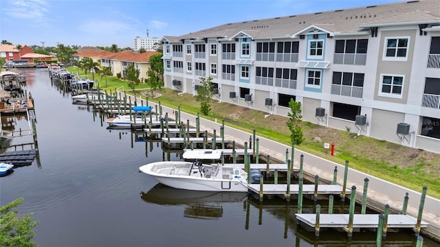 dock featuring a water view