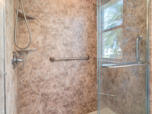 857 Macaw Cir, Venice, FL 34285 - full bath with a tile shower