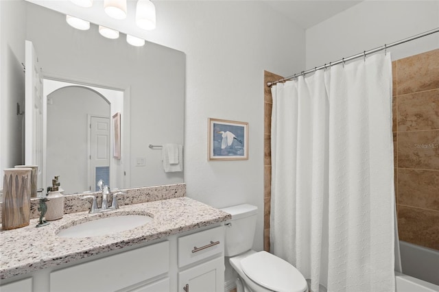 14061 Heritage Landing Blvd Unit 445, Punta Gorda, FL 33955 - full bath featuring vanity, shower / bath combo with shower curtain, and toilet