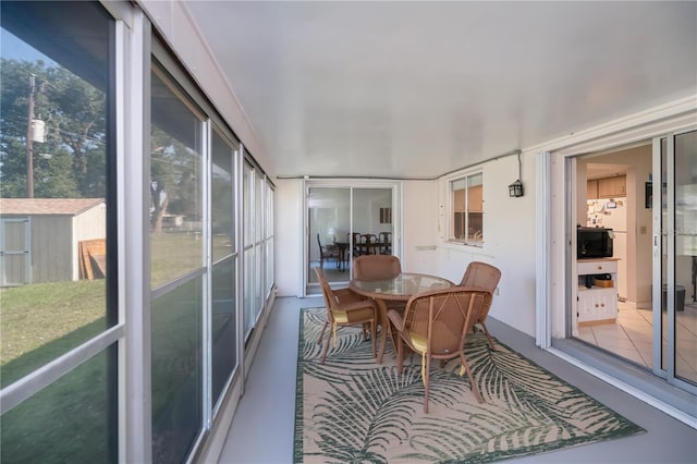 2113 Barksdale St, Port Charlotte, FL 33948 - view of sunroom / solarium