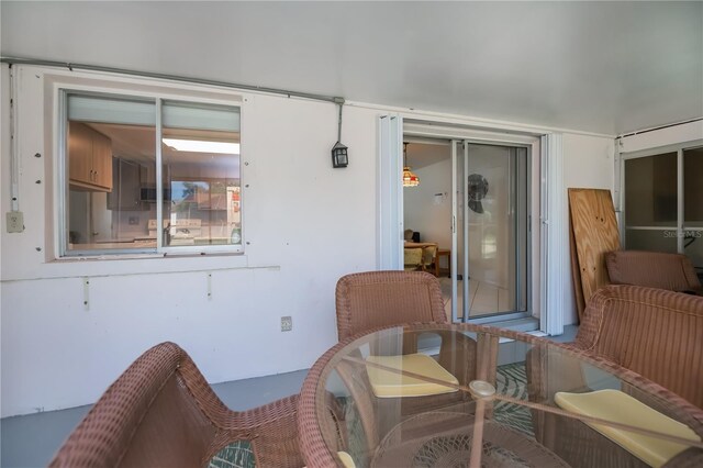 2113 Barksdale St, Port Charlotte, FL 33948 - view of sunroom / solarium