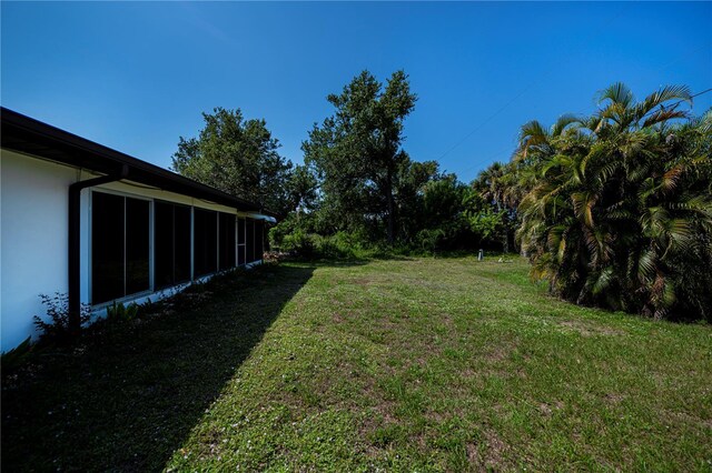 2113 Barksdale St, Port Charlotte, FL 33948 - view of green lawn