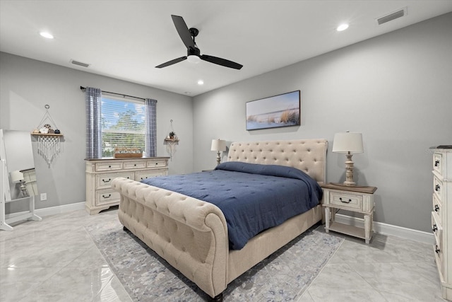 bedroom with visible vents, recessed lighting, and baseboards