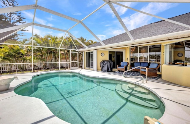 474 Lomond Dr, Port Charlotte, FL 33953 - outdoor pool featuring a patio, fence, glass enclosure, and outdoor lounge area