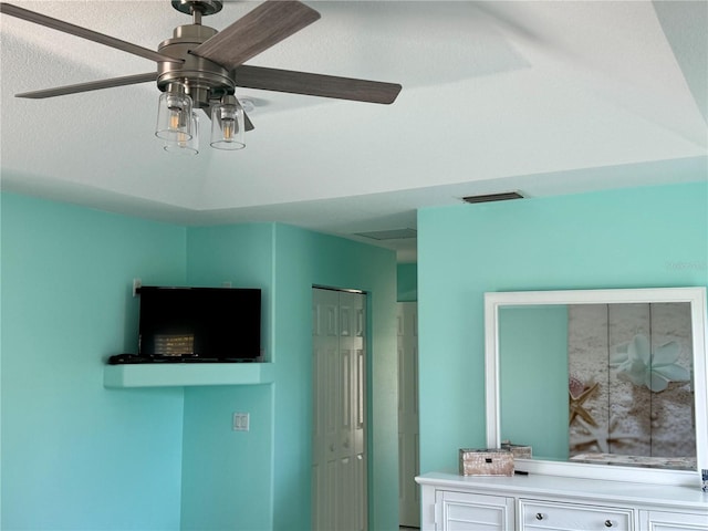 1025 Boundary Blvd, Rotonda West, FL 33947 - interior details featuring a ceiling fan and visible vents