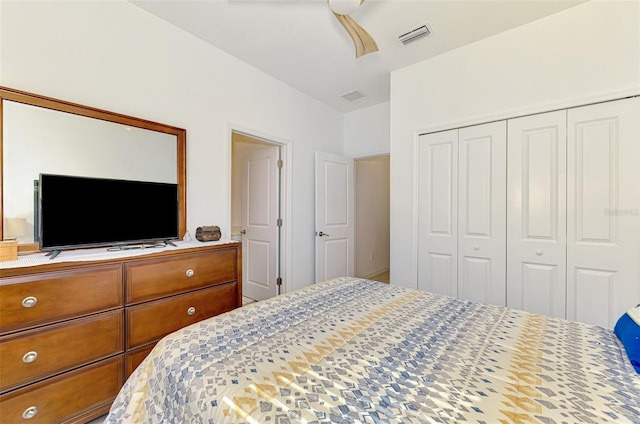 10995 Pinot Dr, Venice, FL 34293 - bedroom with ceiling fan, a closet, and visible vents