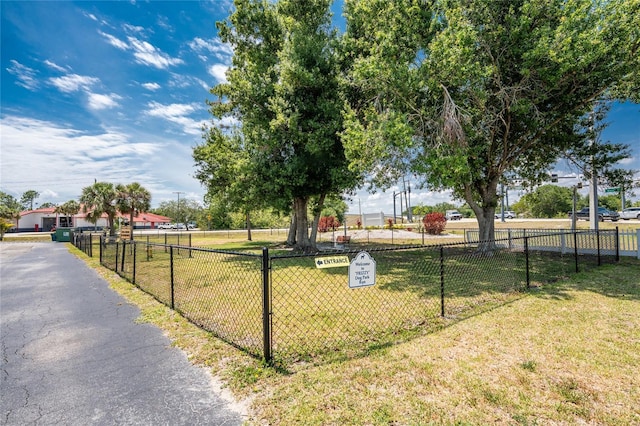 exterior space featuring fence