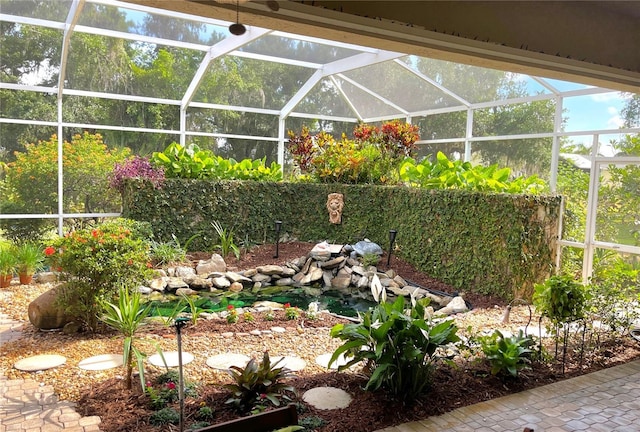 8596 SW Riverside Dr, Arcadia, FL 34269 - view of yard with glass enclosure