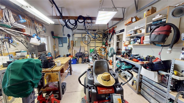 8596 SW Riverside Dr, Arcadia, FL 34269 - garage with a workshop area