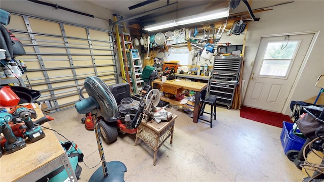8596 SW Riverside Dr, Arcadia, FL 34269 - garage with a workshop area