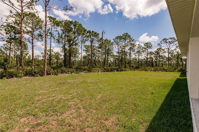 27438 Corinthian Dr, Punta Gorda, FL 33955 - view of grassy yard