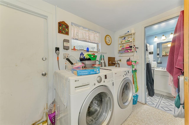 12018 Saragossa Ln, North Port, FL 34287 - laundry area featuring washer and dryer
