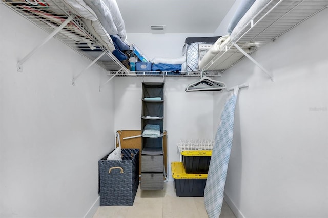 view of spacious closet