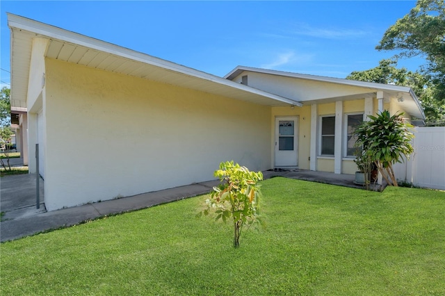 view of front of property with stucco siding