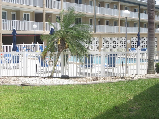150 Harborside Ave Unit 124, Punta Gorda, FL 33950 - community pool with fence