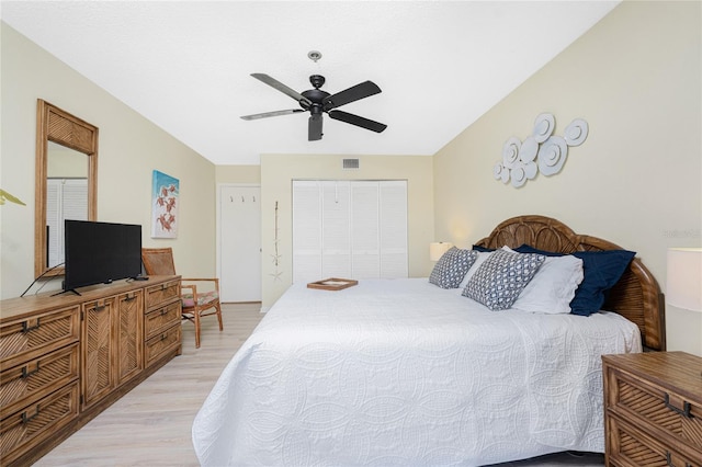 3160 Matecumbe Key Rd Unit 238, Punta Gorda, FL 33955 - bedroom featuring light wood-style floors, a closet, and a ceiling fan