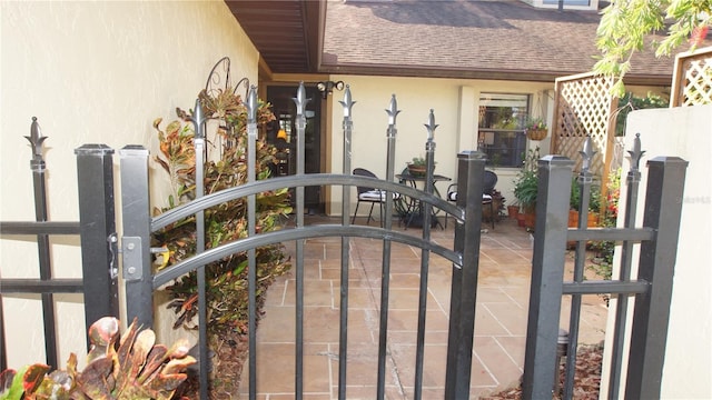 925 Fenton Ln Unit 11, Lakeland, FL 33809 - view of gate
