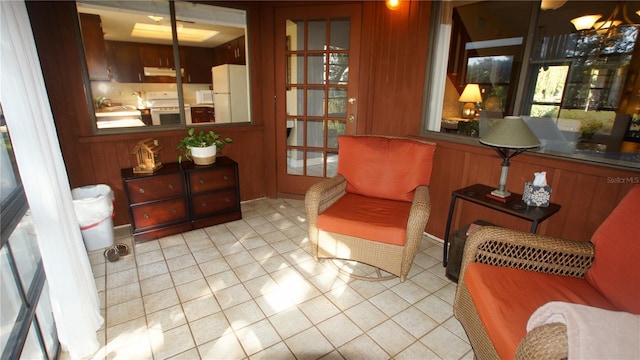 925 Fenton Ln Unit 11, Lakeland, FL 33809 - living area featuring tile patterned floors and wooden walls