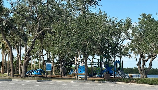 27193AND27197 Voyageur Dr, Punta Gorda, FL 33983 - view of community playground