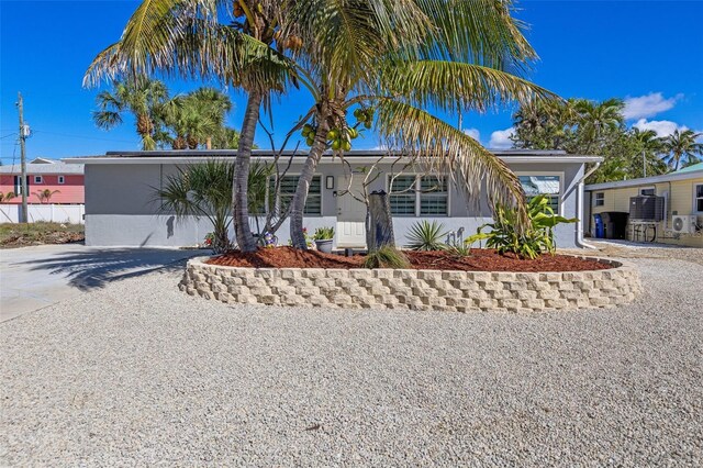 179 Hibiscus Dr, Fort Myers Beach, FL 33931 - photo 1