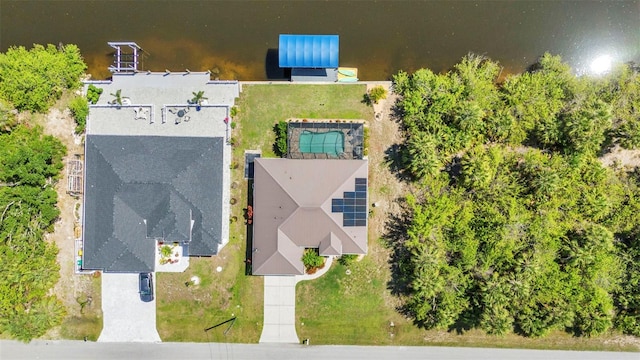 aerial view of property and surrounding area