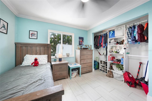 192 Danforth Dr S, Port Charlotte, FL 33980 - bedroom with crown molding, a closet, and ceiling fan