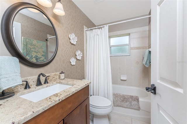 4443 Abcor Rd, North Port, FL 34286 - bathroom with wallpapered walls, vanity, and shower / bath combination with curtain