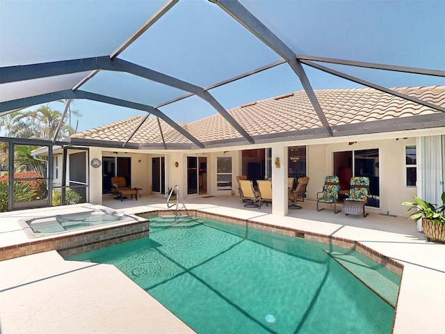3518 Terin Ct, Punta Gorda, FL 33950 - swimming pool featuring an in-ground hot tub, a patio area, and a lanai