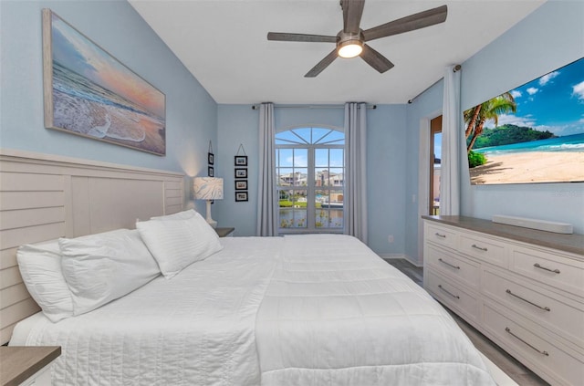 206 Gondola Park Dr Unit 206, Venice, FL 34292 - bedroom with wood finished floors and a ceiling fan
