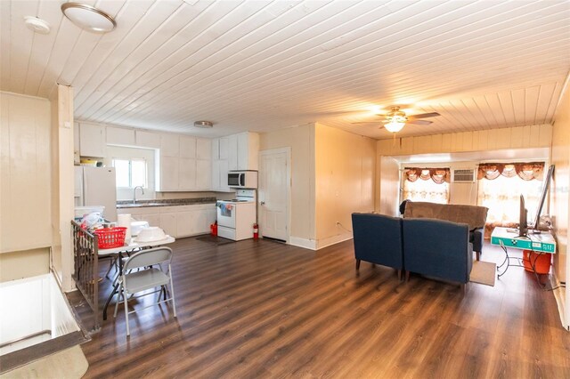 114 N Dade Ave, Arcadia, FL 34266 - living area with wood ceiling, dark wood-style flooring, and a ceiling fan