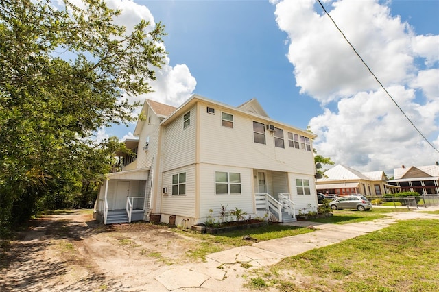 114 N Dade Ave, Arcadia, FL 34266 - view of front of house with a front lawn