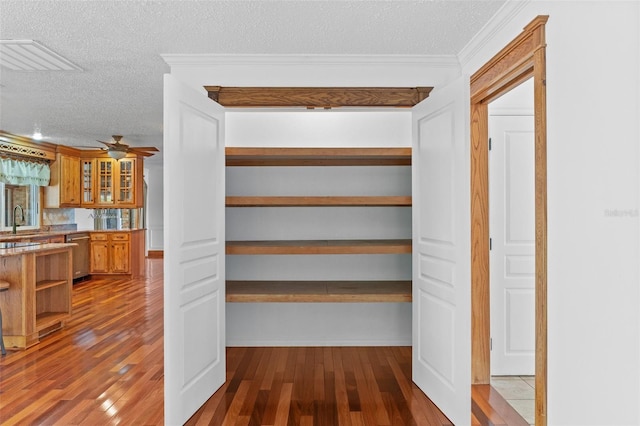 4317 Mccullough St, Port Charlotte, FL 33948 - storage area featuring a sink