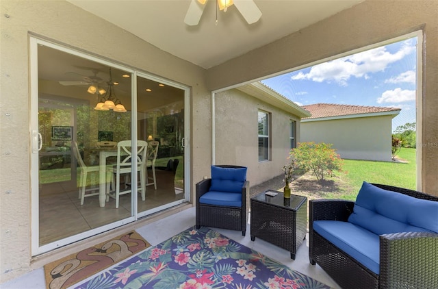 13210 SW Pembroke Cir N, Lake Suzy, FL 34269 - sunroom / solarium featuring a ceiling fan and outdoor lounge area