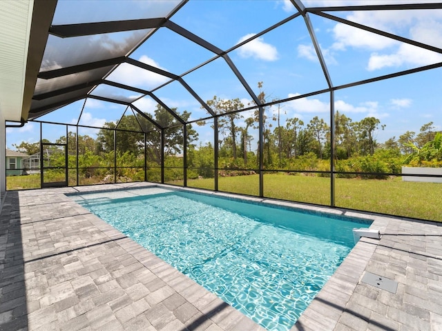 223 Australian Dr, Rotonda West, FL 33947 - swimming pool featuring a patio and a lanai
