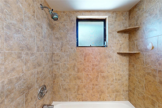 4071 Dekle Ave, North Port, FL 34286 - full bath featuring shower / tub combination