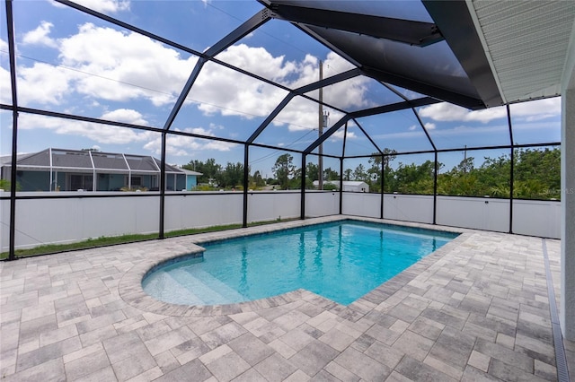5532 Veracruz Ter, Port Charlotte, FL 33981 - swimming pool with a patio and a lanai