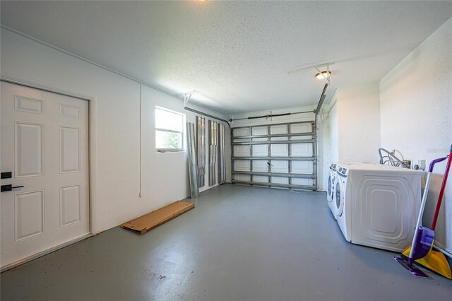 2166 Beacon Dr, Port Charlotte, FL 33952 - garage featuring washer and dryer