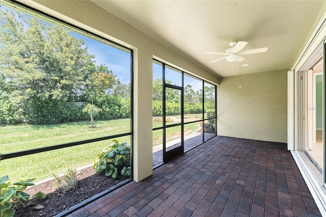 11666 Parrotfish St, Venice, FL 34292 - unfurnished sunroom featuring ceiling fan
