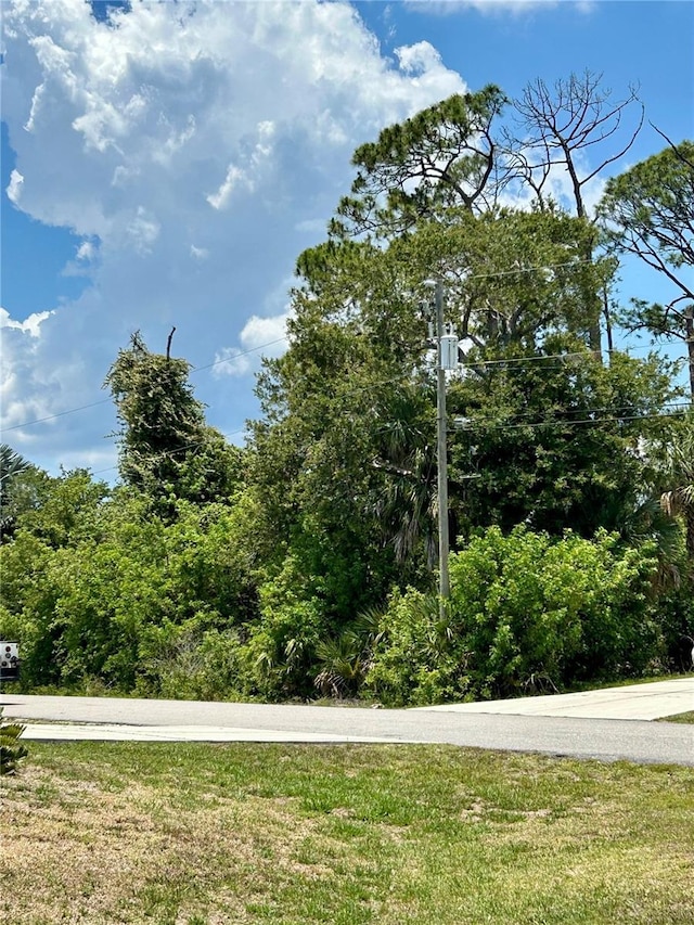 Sunnyvale Rd, North Port, FL 34288