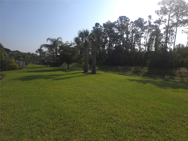 2739 Sherman Oak Dr, North Port, FL 34289 - view of green lawn
