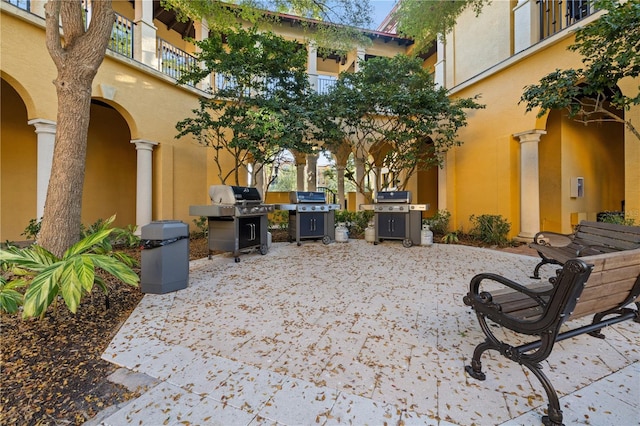 99 Vivante Blvd Unit 310, Punta Gorda, FL 33950 - surrounding community with a patio area