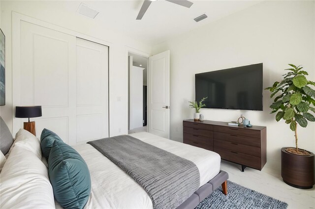 355 Milton St, Port Charlotte, FL 33954 - bedroom with light marble finish floors, a closet, and ceiling fan