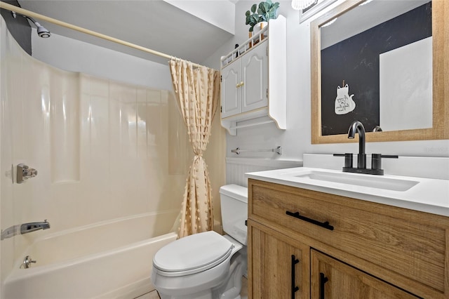 12538 SW Kingsway Cir Unit 1503, Lake Suzy, FL 34269 - bathroom featuring toilet, shower / bath combo, and vanity