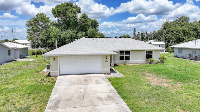 11615 SW Pine Ave, Arcadia, FL 34269 - single story home with a garage, a front yard, driveway, stucco siding, and a shingled roof