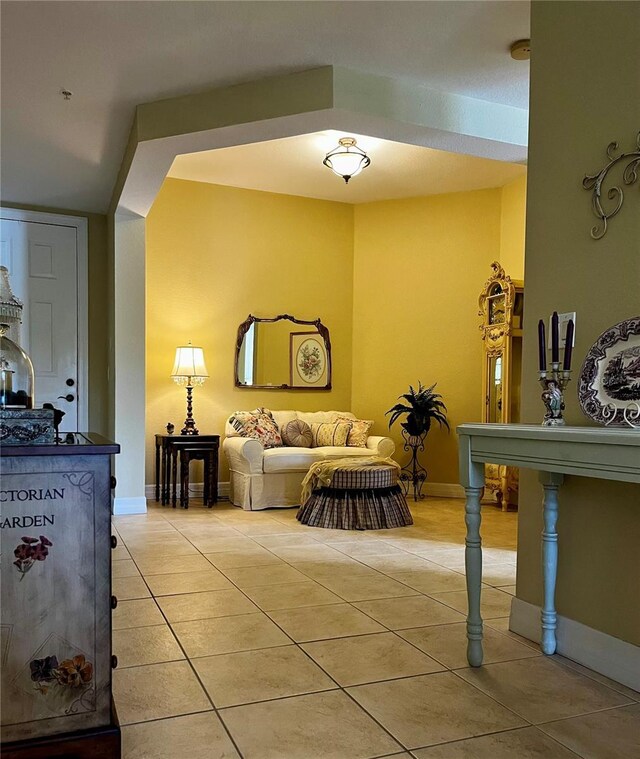 96 Vivante Blvd Unit 9622, Punta Gorda, FL 33950 - living room featuring light tile patterned floors and baseboards