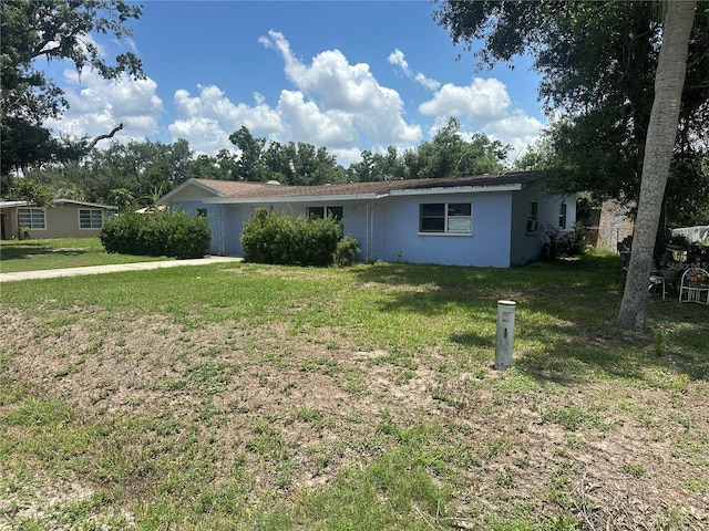 708 N Johnson Ave, Arcadia, FL 34266 - ranch-style house featuring a front yard