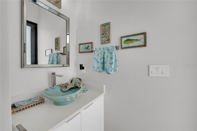 1324 Longwood Dr, Fort Myers, FL 33919 - bathroom featuring vanity