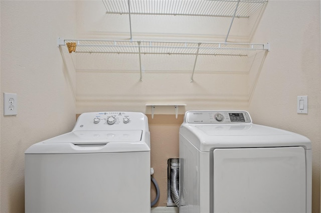 2747 Suncoast Lakes Blvd, Punta Gorda, FL 33980 - washroom with independent washer and dryer