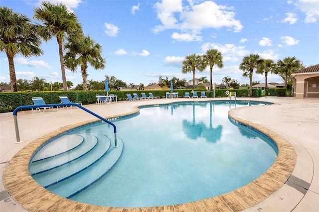 2747 Suncoast Lakes Blvd, Punta Gorda, FL 33980 - community pool with a patio area