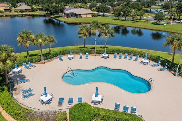 2747 Suncoast Lakes Blvd, Punta Gorda, FL 33980 - view of pool featuring a water view and a patio area